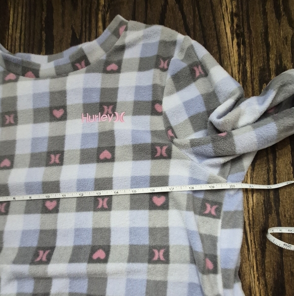 Hurley Plaid Pajama Set - Picture 9 of 13